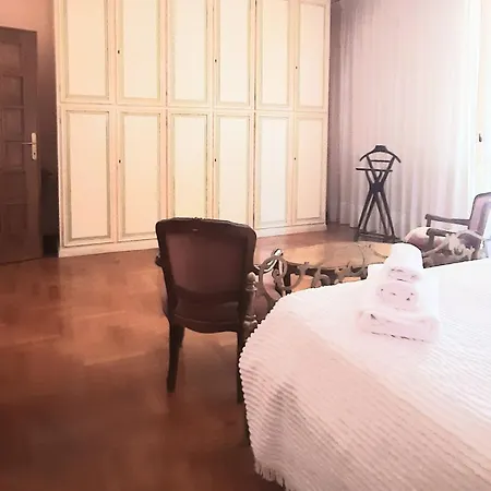 Pina LʼAquila
